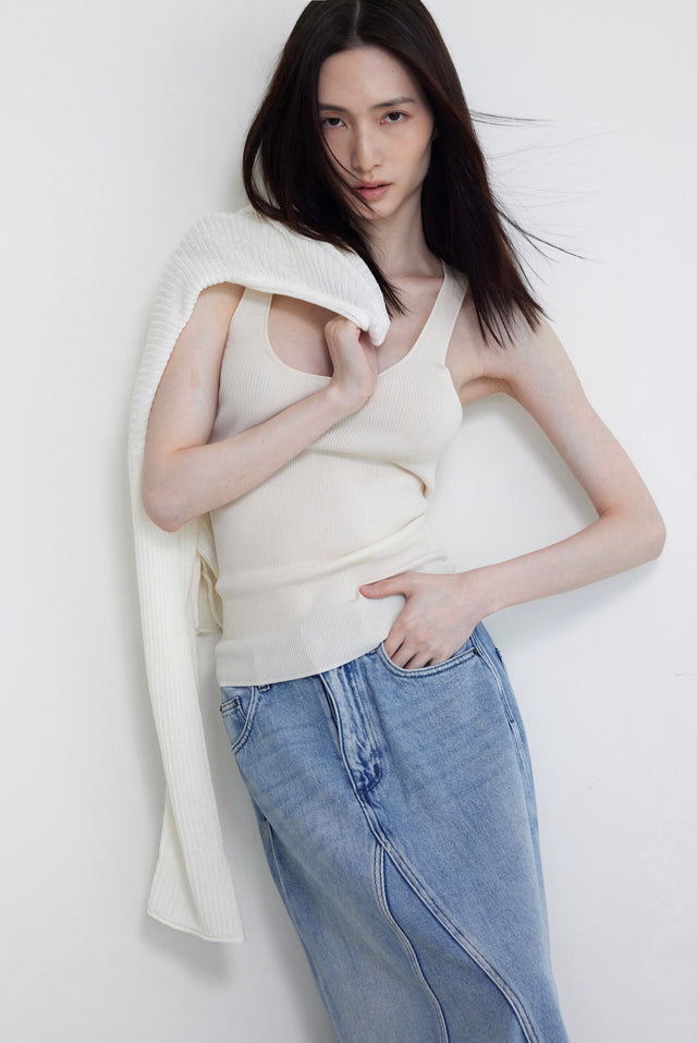 Silk Knit 夏日涼爽方U領針織背心 (柔白)