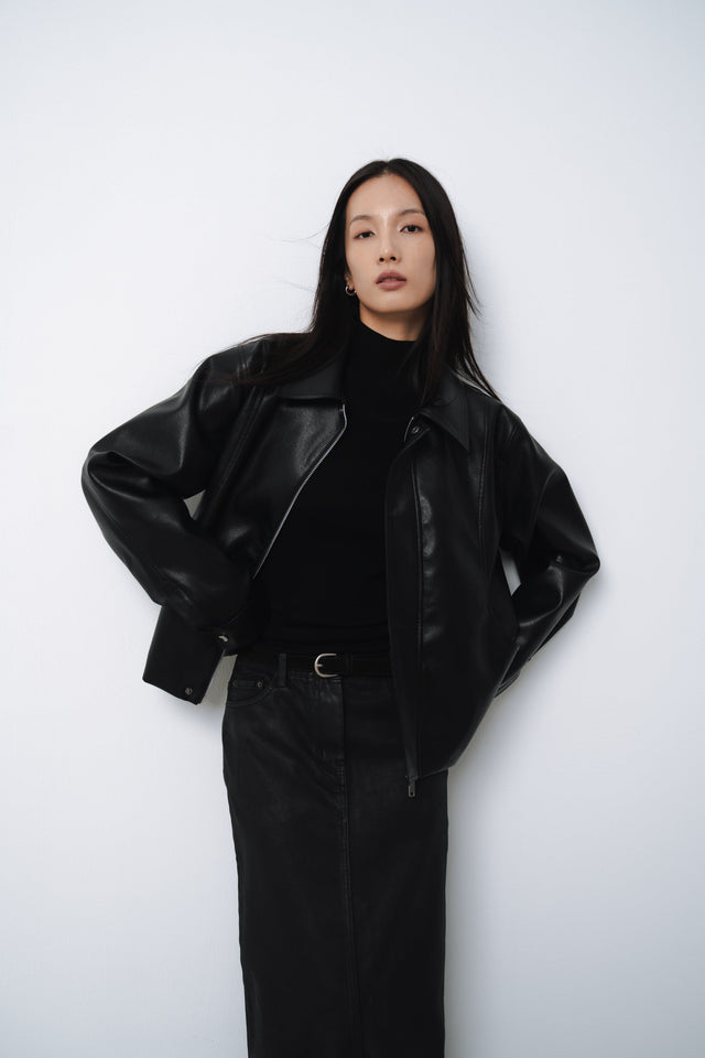 皮革外套-unisex-curved-cut-leather-jacket-black