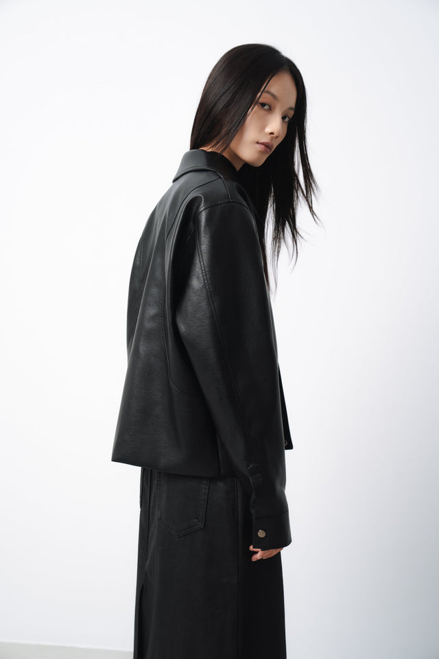 皮革外套-unisex-curved-cut-leather-jacket-black