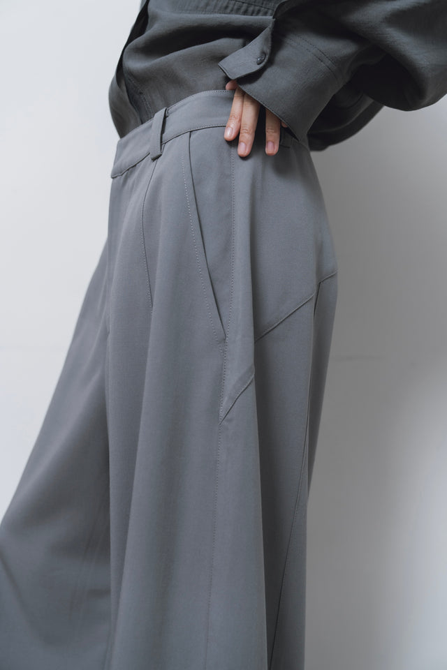 西褲-3d-arc-cutting-trousers-lightgrey