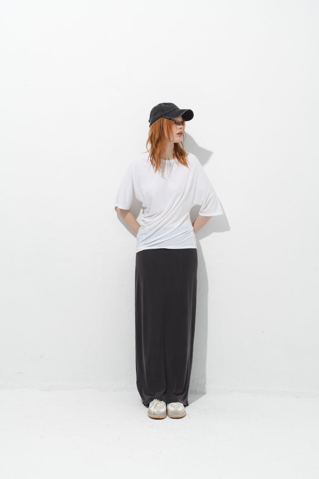 雕塑感堆襬Tee (白)