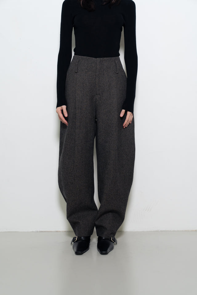 打褶羊毛錐形西褲 (褐棕)