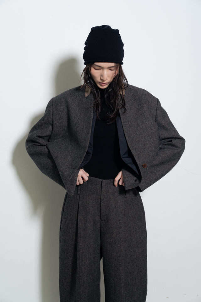 極輕盈保暖內搭外套 (內填充100%羊毛) (黑)