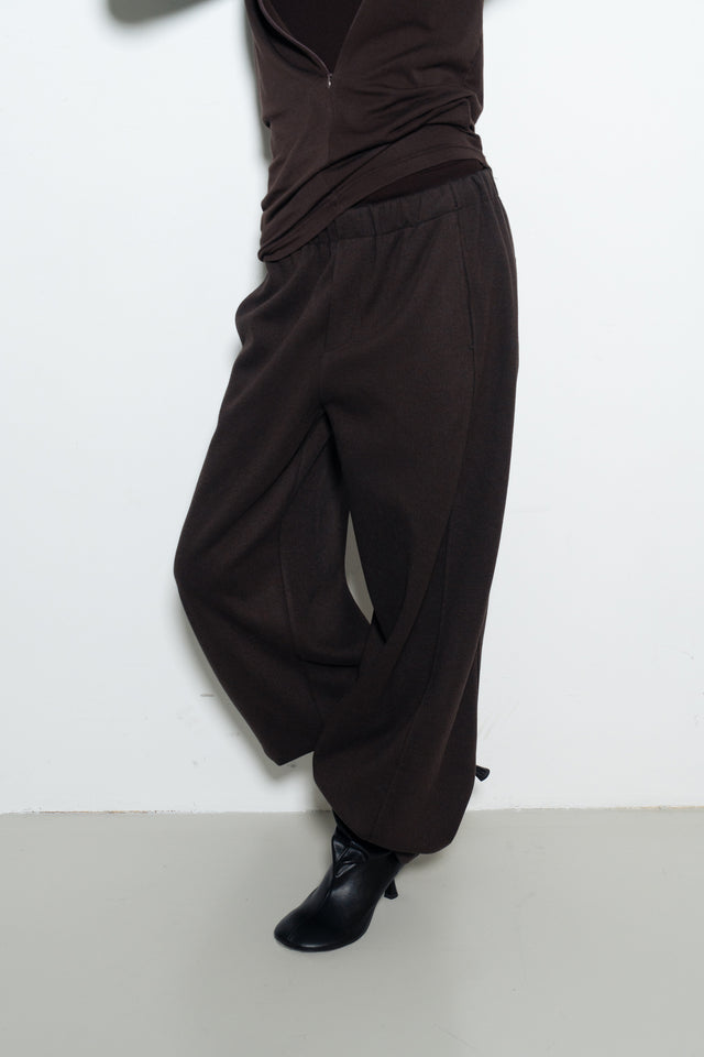 超舒適垂感剪裁休閒褲 (深棕)