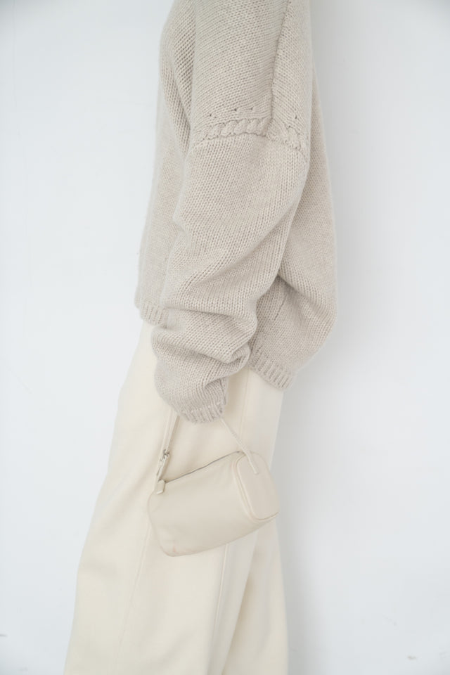 麻花領鬆軟大毛衣 (灰米)