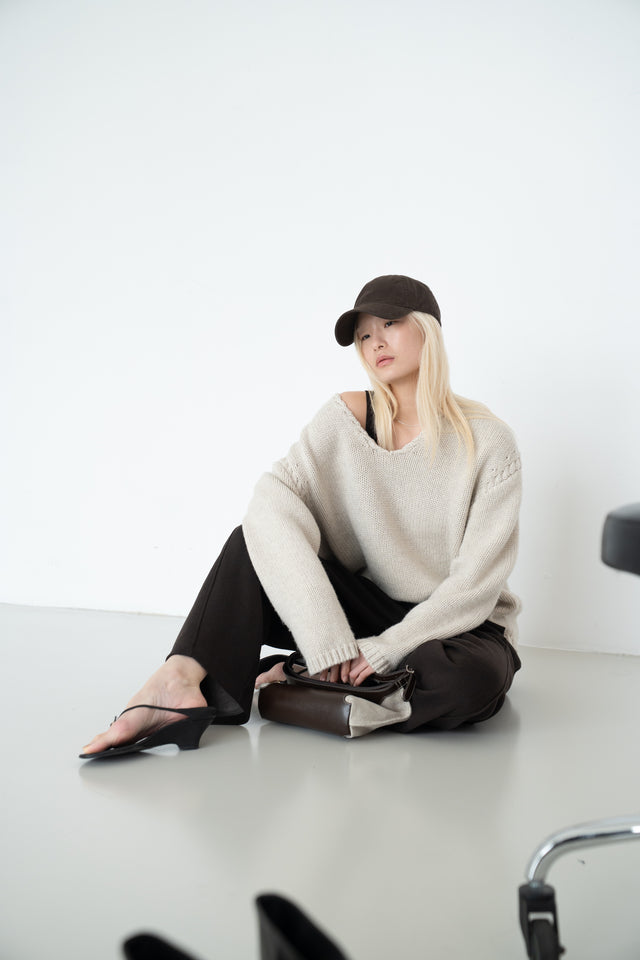 麻花領鬆軟大毛衣 (灰米)