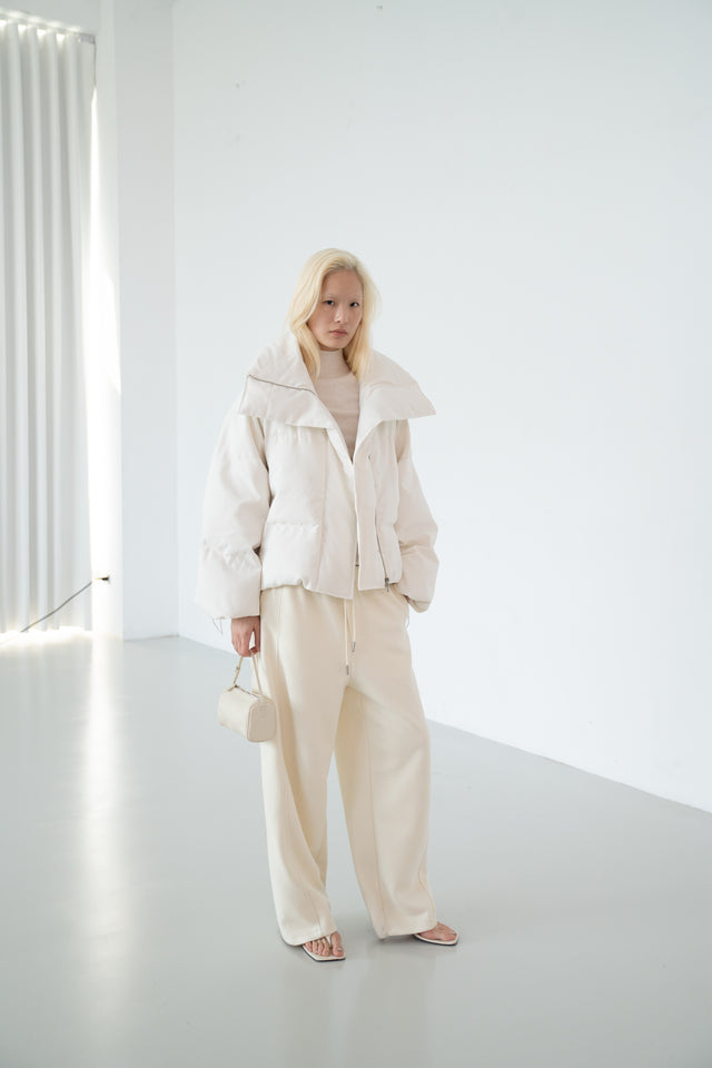 Large lapel quilted down jacket (soft white)