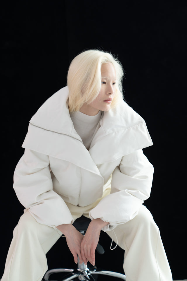 Large lapel quilted down jacket (soft white)