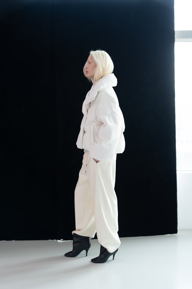 Large lapel quilted down jacket (soft white)