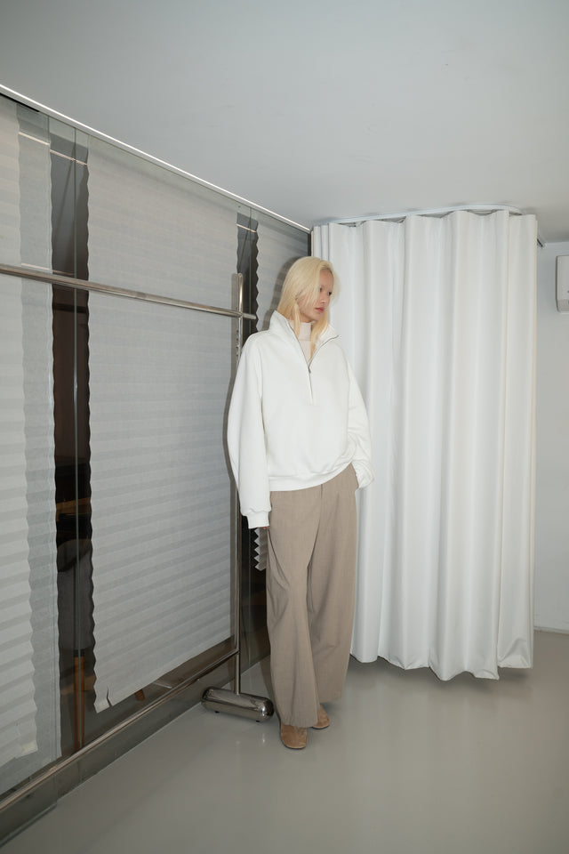 Unisex Soft Fleece Sweatshirt with 3D Shoulder Cut (White)