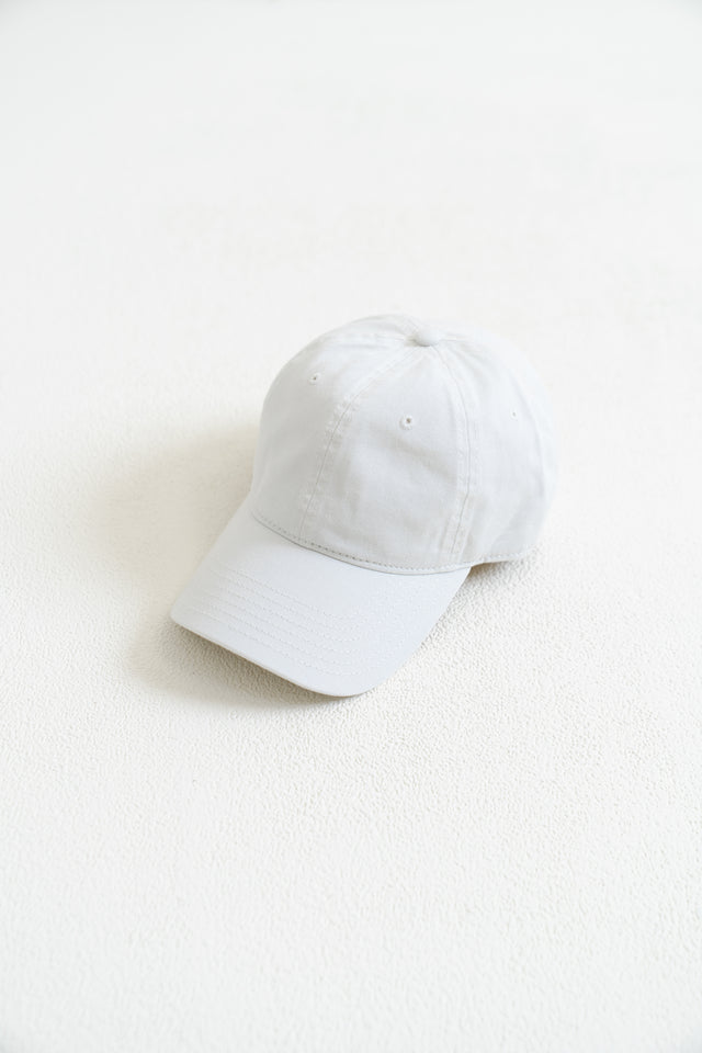 小臉棒球帽 (霧白)