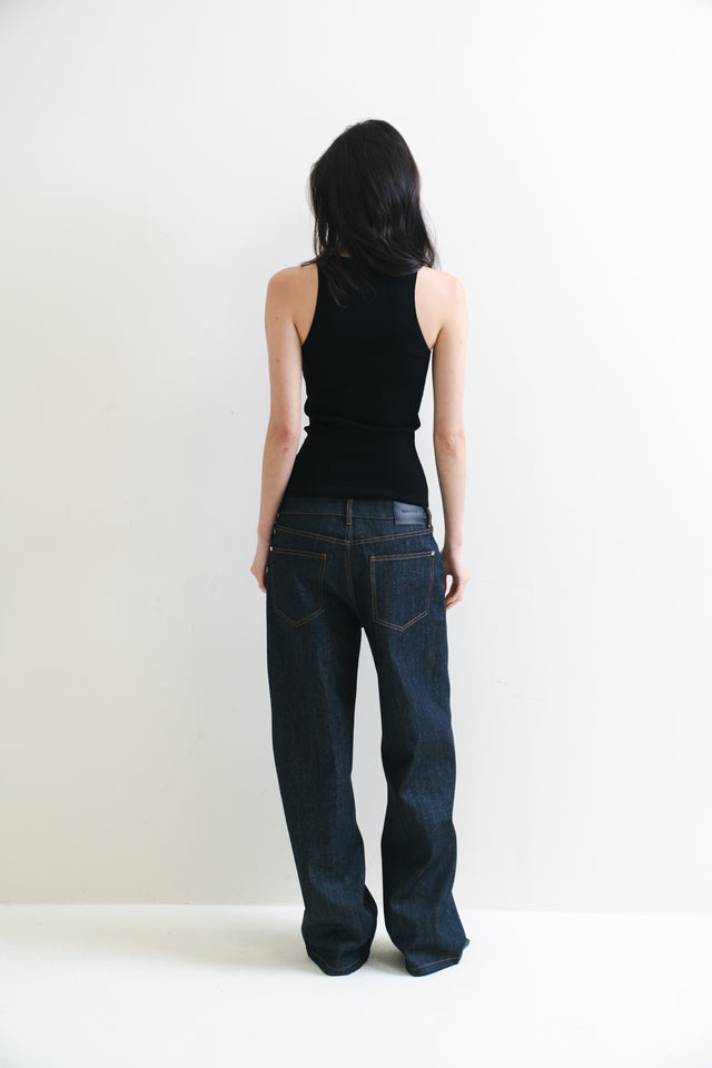 Silk Knit 修長U領涼爽針織背心 (黑)