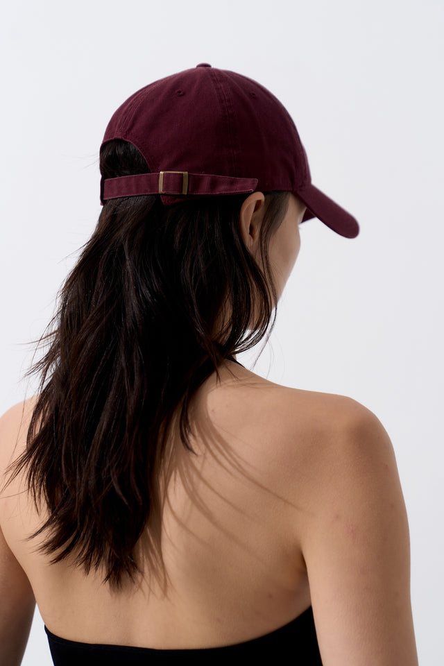 Small face baseball cap (deep chocolate)