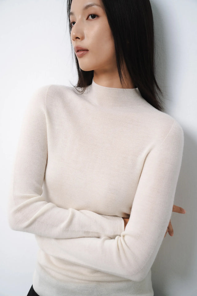 羊毛衫-warm-half-collar-seamless-woolen-sweater-soft-white