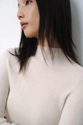 羊毛衫-warm-half-collar-seamless-woolen-sweater-soft-white